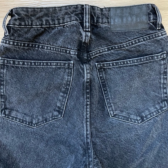 ZARA High Waisted Jeans - Picture 2 of 5